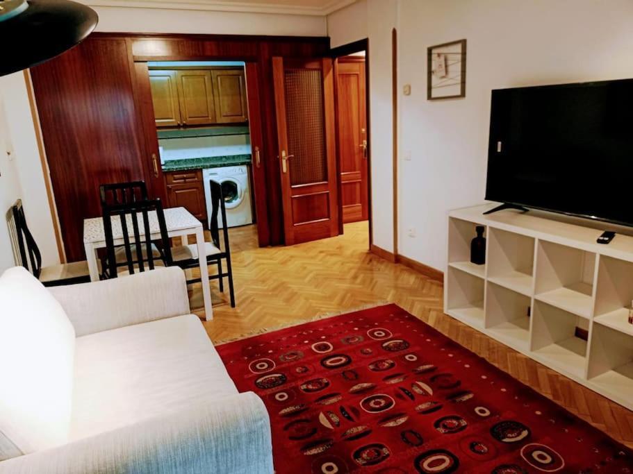 شقة Apartamento Entre Estaciones اوفيدو المظهر الخارجي الصورة